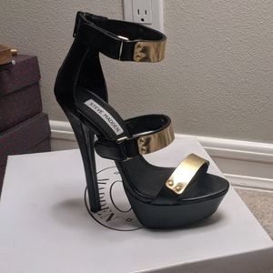 New Steve Madden Areaa platform strap sandal